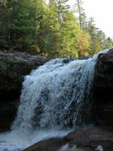O Kun de Kun Falls